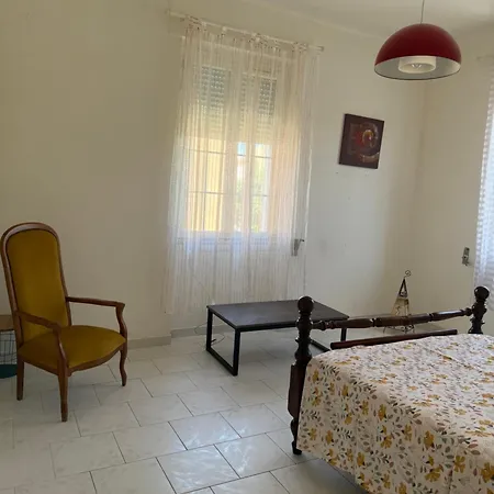 Appartement Proche De La Plage, Vue Avec Parking LʼÎle-Rousse