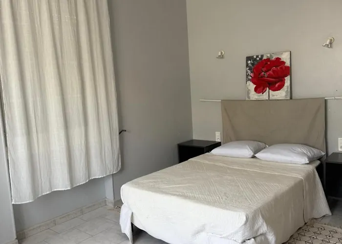 Proche De La Plage, Vue Avec Parking Апартаменты Л'Иль-Рус